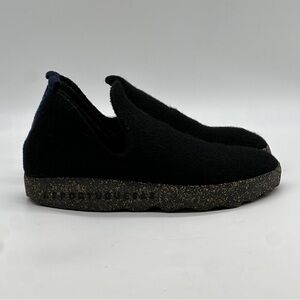 ASPORTUGUESAS City Wool Platform Sneakers. Size 9-9.5